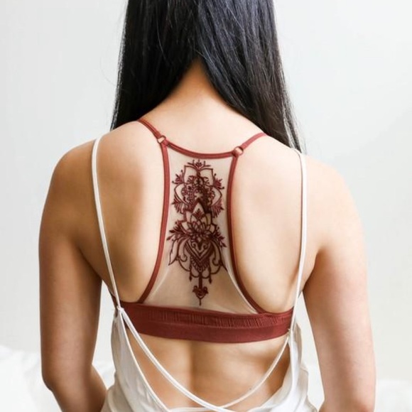 LAST 1 M/L NEW Bohemian Design Back Mesh Racerback Bralette - Picture 6 of 8